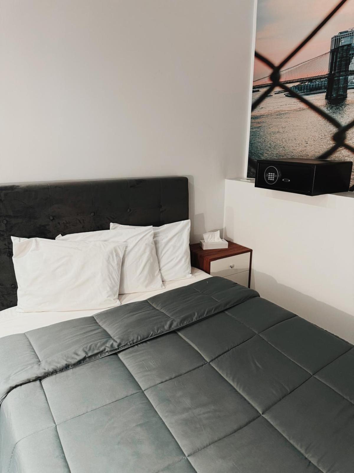 Nova Hotel Brooklyn New York City Exterior photo